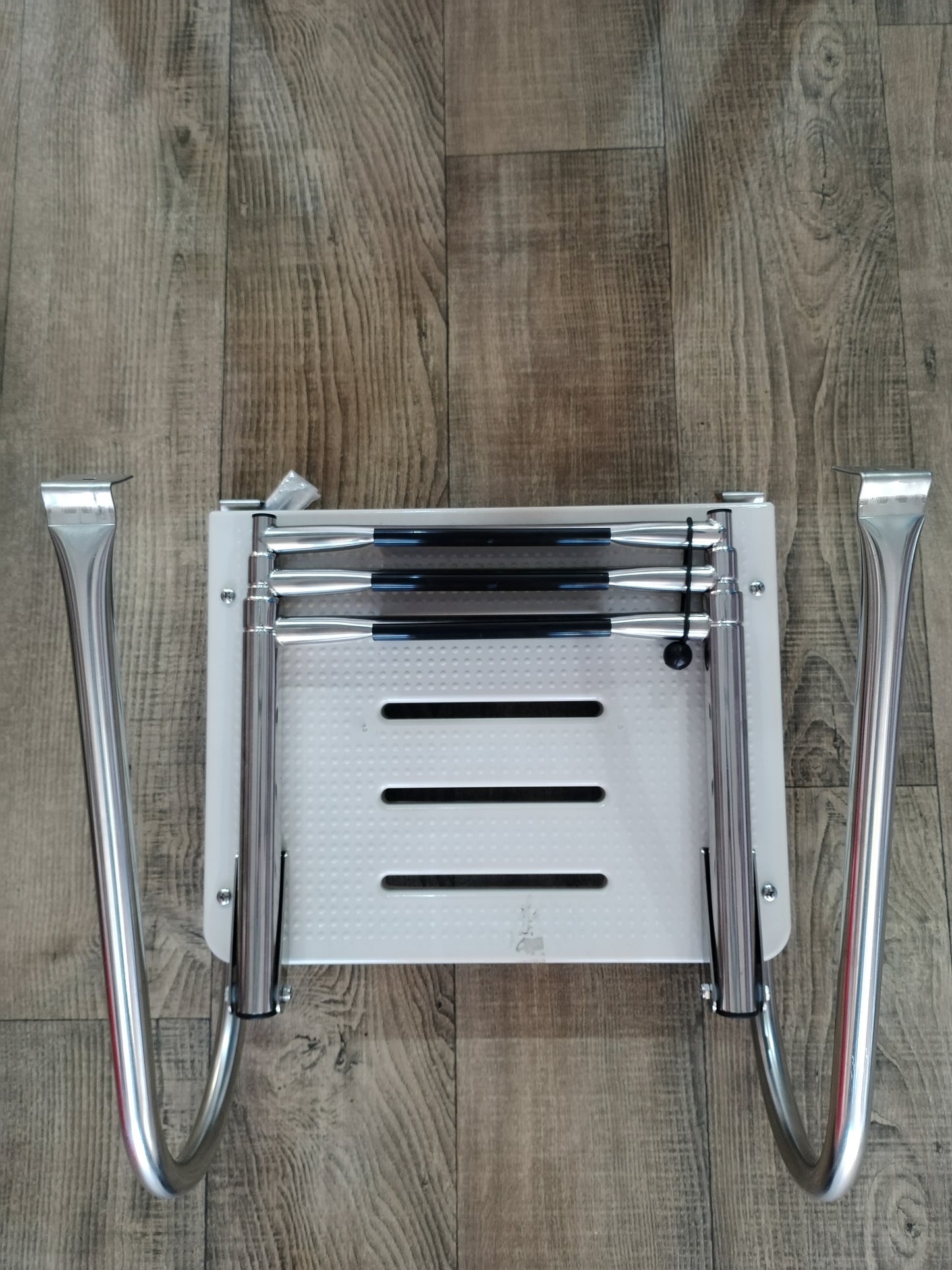 Telescoping Drop Ladder 3 Step