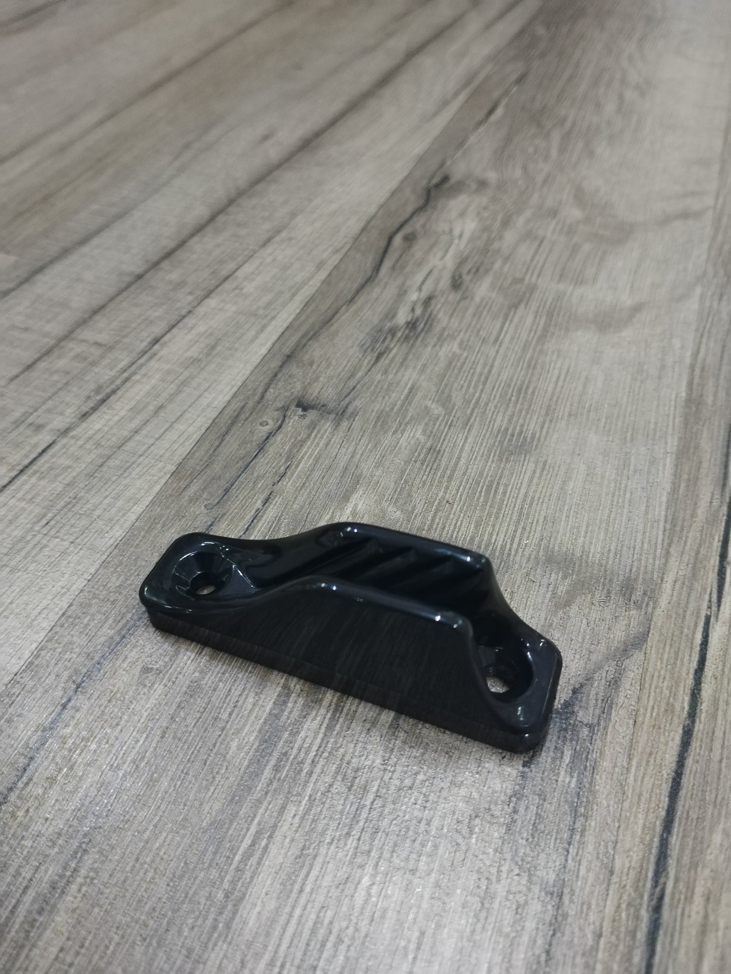Clam Cleat