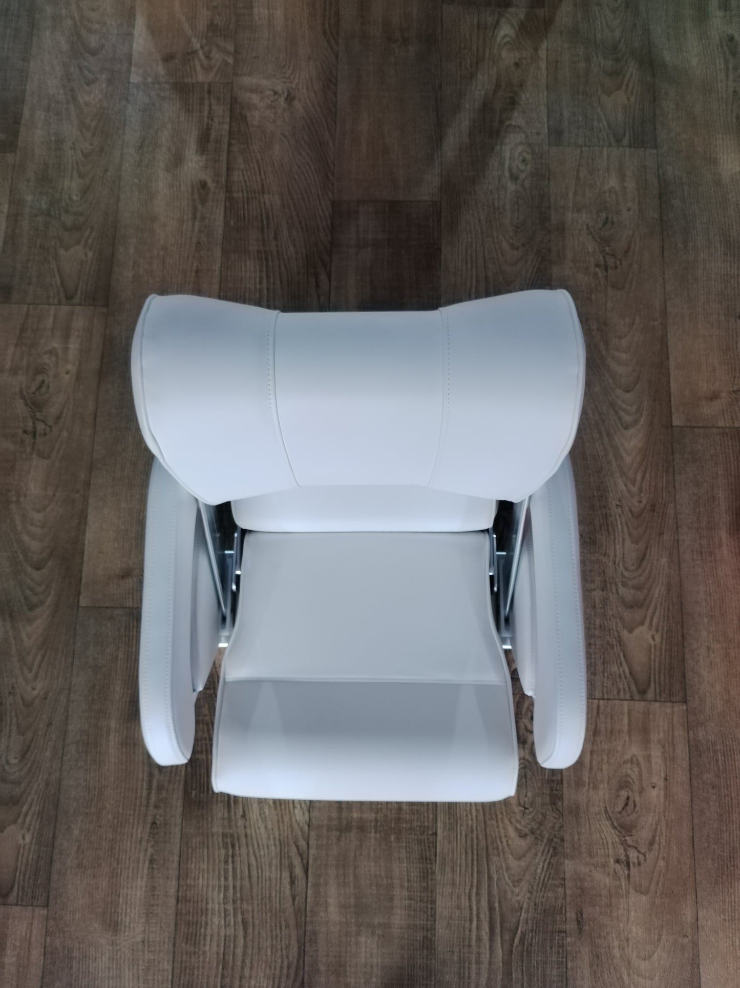 Simple Flip Back Seat White