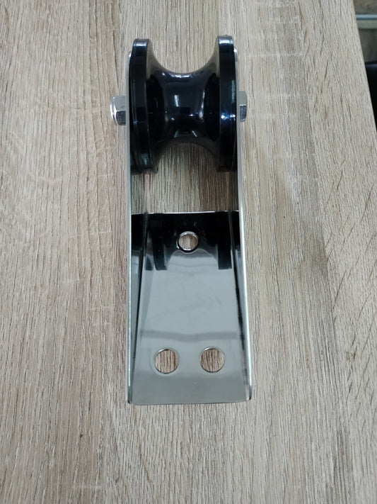 Seaflo Small Bow Roller